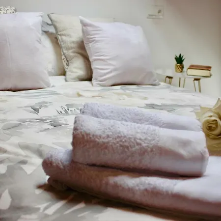 Carmen Apartment *
